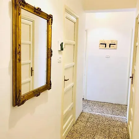 Living Simply Bed and Breakfast Κατάνια