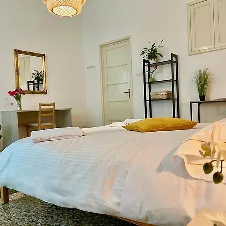 Living Simply 2* Κατάνια
